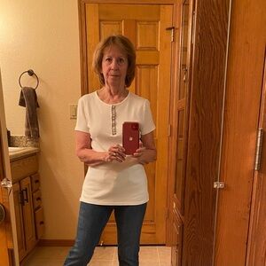 10/10$ Bundle 10 (4-5$) items for a 10$ offer. Ralph Lauren Polo T-Shirt.